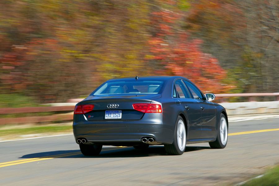  Audi S8 (D4) 2012 года  (NA) (фото 47 из 53)